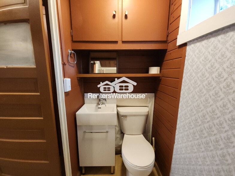 Building Photo - 15252 Co Rd B