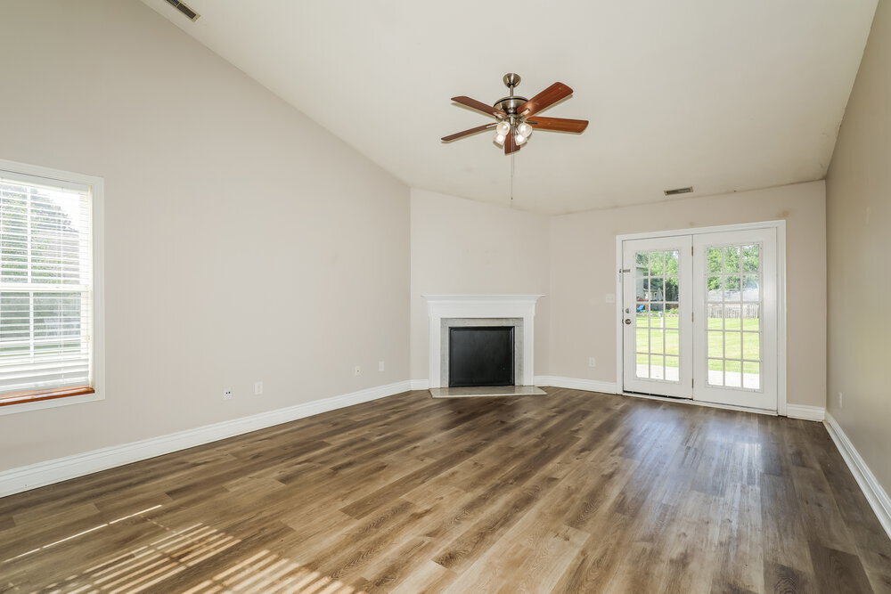 Building Photo - 10207 Carmine Dr