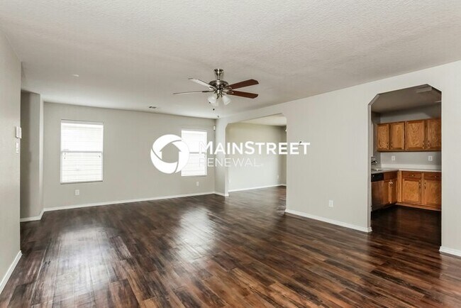 Building Photo - 3 Bedroom Pet-Friendly Home in San Antonio, TX with Main Street Renewal