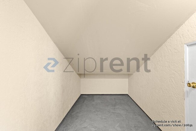 Building Photo - 399 G St