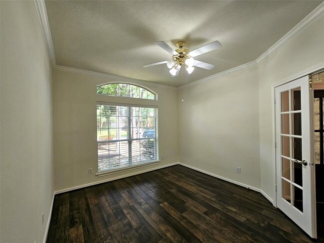 Building Photo - 98 W Knightsbridge Dr