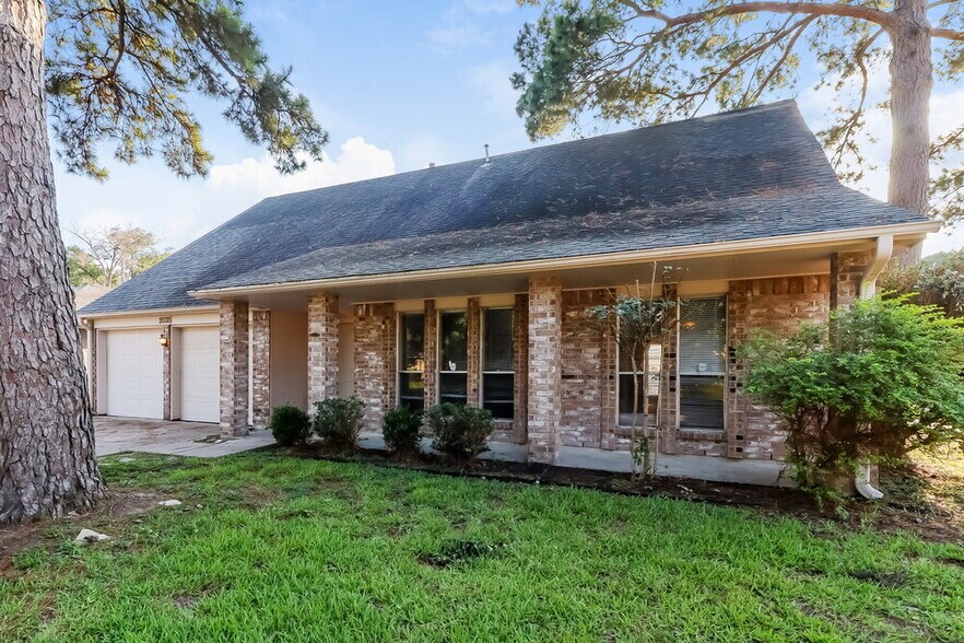 Building Photo - 3535 Corinne Ct