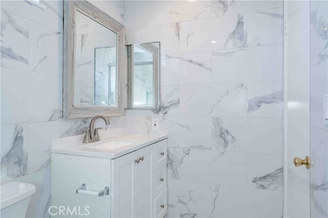 Building Photo - 4 Carrol Ave