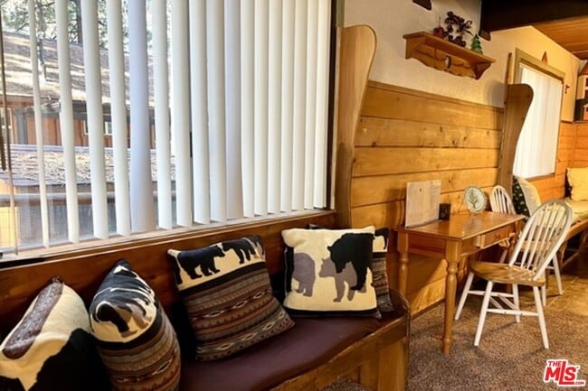 Building Photo - 42534 La Placida Ave