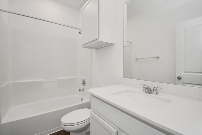 Building Photo - 15826 Menlow Bend Dr