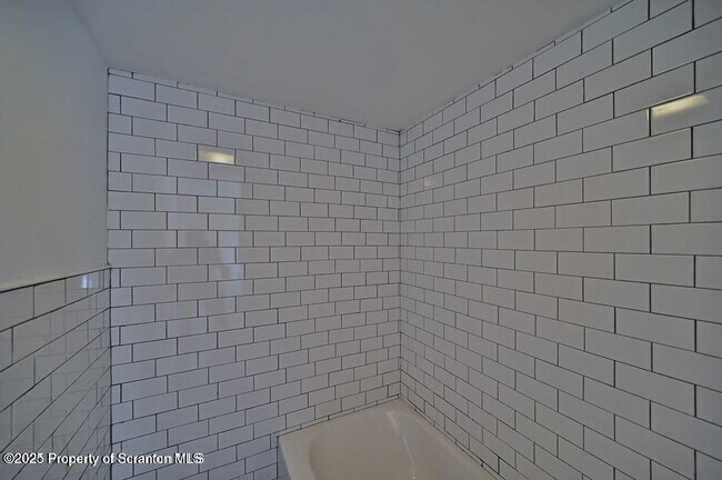 Building Photo - 1716 Wayne Ave