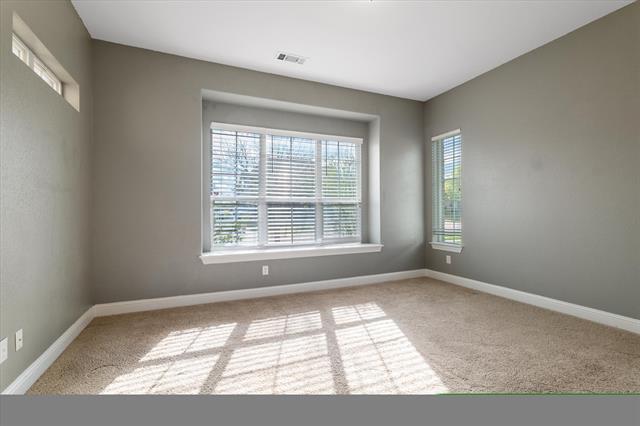 Building Photo - 166 Springbrook Dr