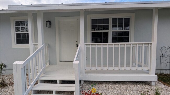 Building Photo - 795 Rolling Hill Dr