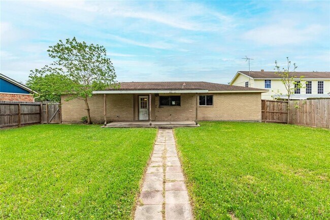 Building Photo - 3310 Ashwyne Ct