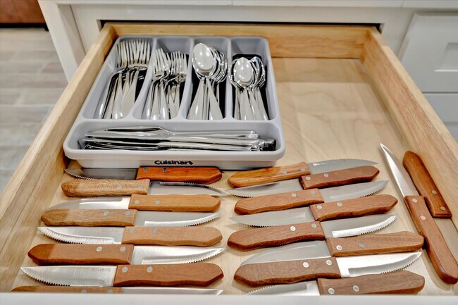 Building Photo - 7724 Simon Ridge Ct