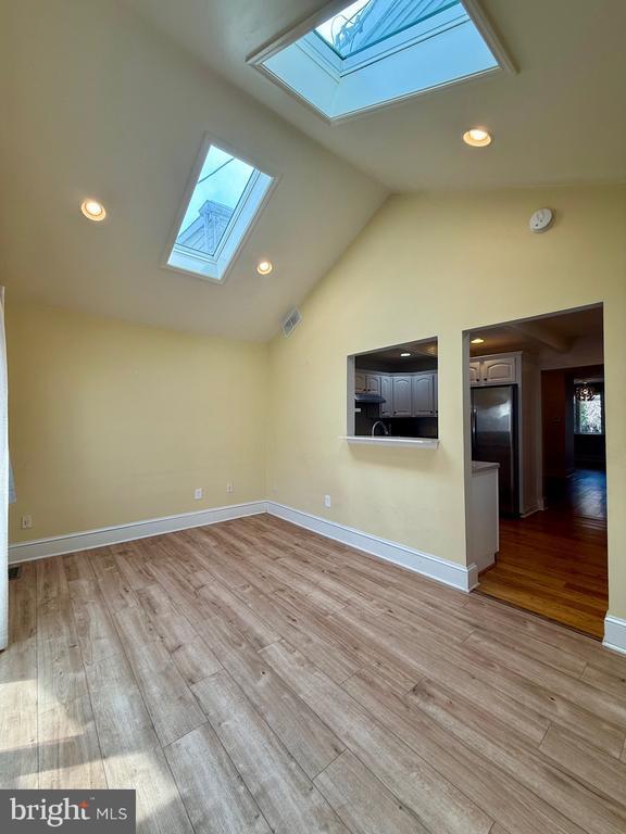 Building Photo - 2623 W 18th St