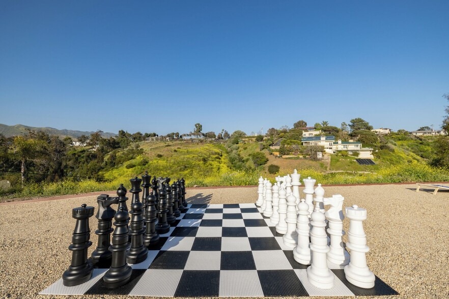 Building Photo - 6726 Wandermere Rd