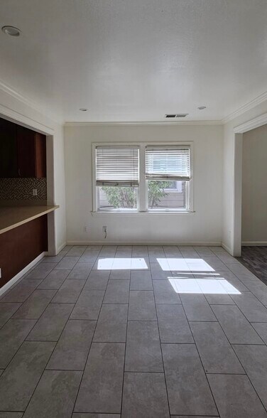 Building Photo - 926 Morgan St