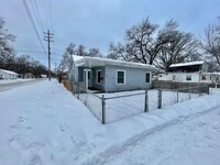 Building Photo - Two Bedroom Home in Muskegon