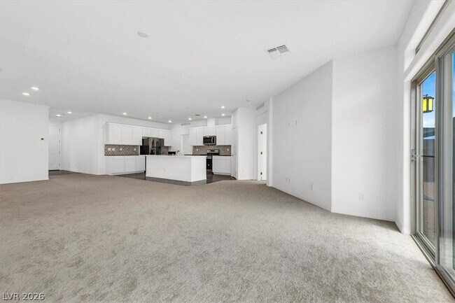 Building Photo - 7079 Grace Est Ave