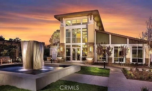 Building Photo - 6430 Sheffield St