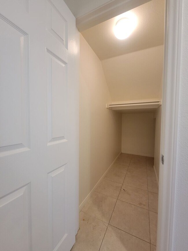 Building Photo - 7614 Hope Valley St