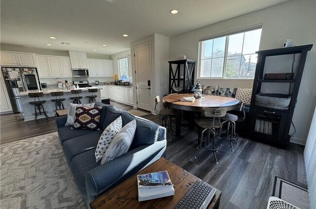 Building Photo - 3605 E Delight Paseo