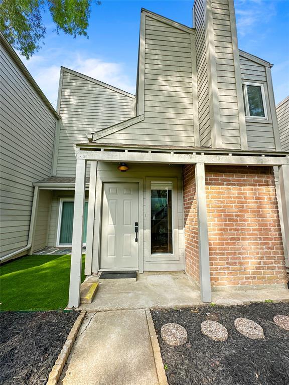 Building Photo - 11731 Lakeside Pl Dr