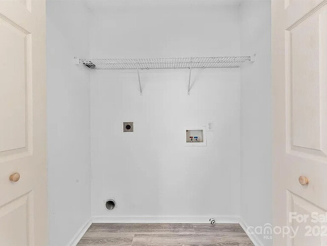 Building Photo - Earn Wealth While Leasing - Like a Homeowner - Lease to Own