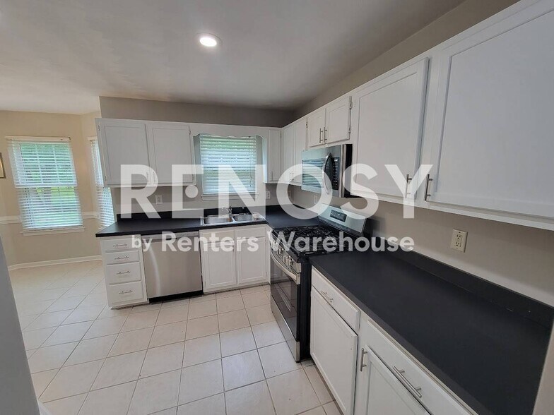 Building Photo - 45 Creekside Dr