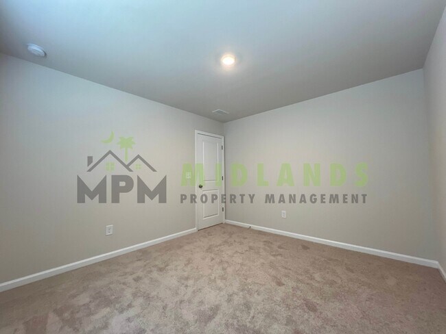 Building Photo - 142 Parkwood Ct