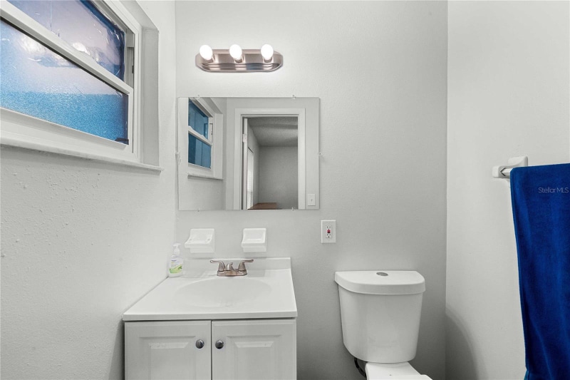 Building Photo - 14700 State St