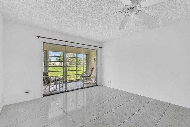 Building Photo - 13721 Flora Pl