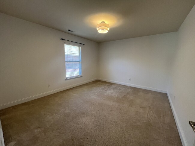 Building Photo - Coming soon!!!  "Spacious 3-Bedroom Haven ...