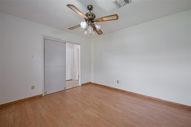 Building Photo - 12111 Pompano Ln