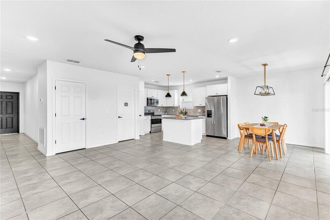 Building Photo - 747 Citrus Isle Dr