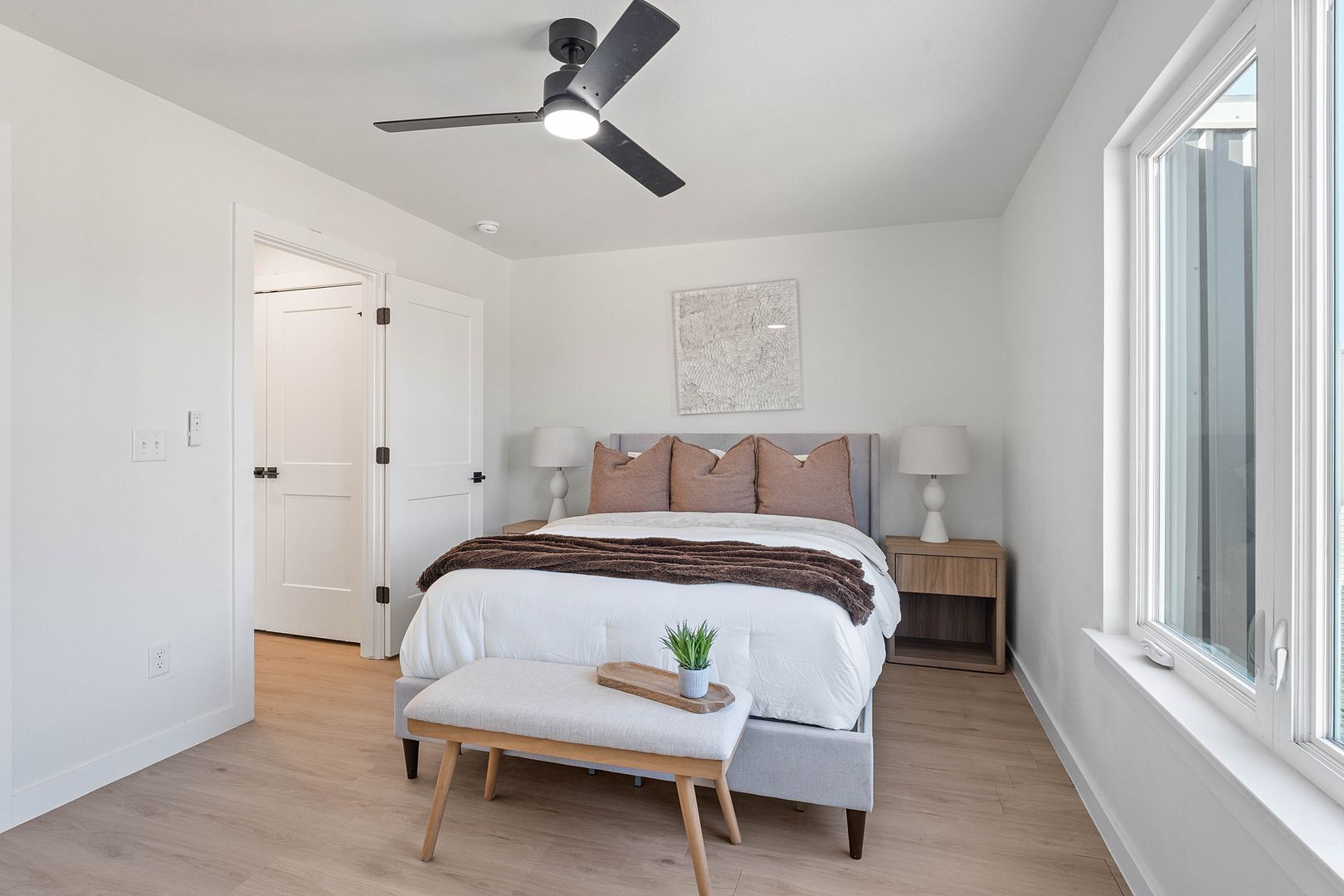 Building Photo - 1452 Hendon St