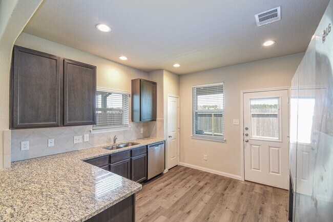 Building Photo - 23610 Goodfellow Dr