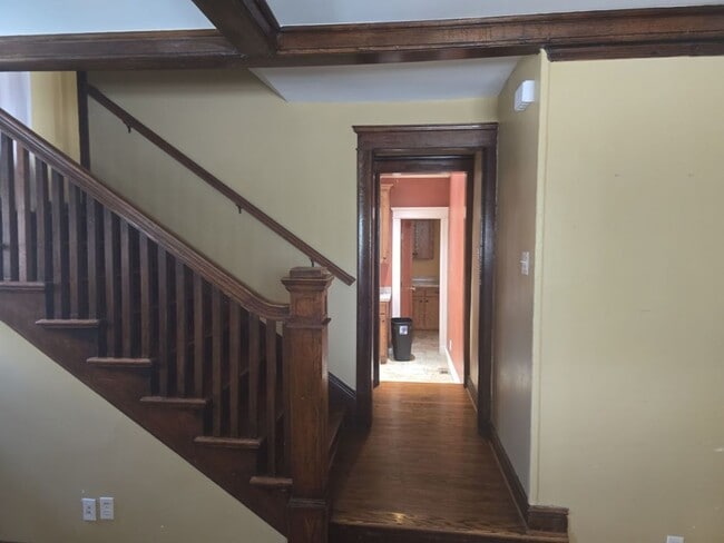 Building Photo - RENT-TO-OWN HOME AVAILABLE!  Your Path to ...