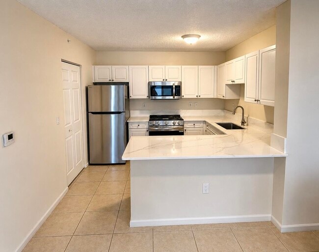 Building Photo - 651 Okeechobee Blvd