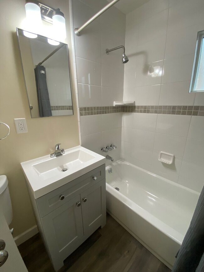 Building Photo - Renovated Lawndale home for rent