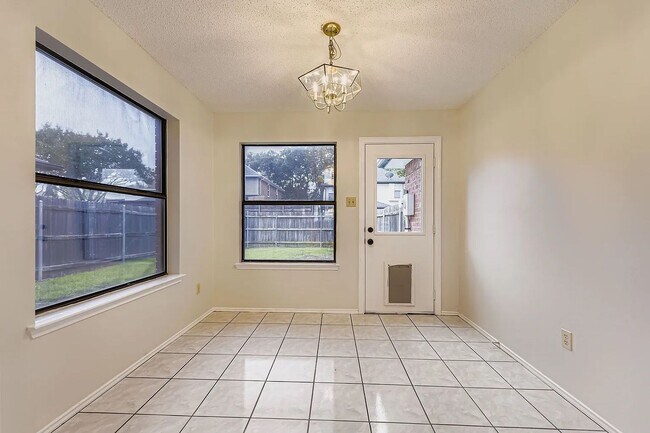 Building Photo - Coppell ISD! Spacious 3 Bed Home in Summer Place