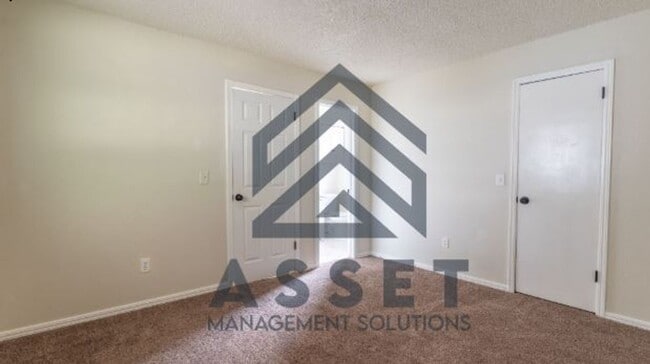 Building Photo - 4 Bedroom Available for Lease & Rent to Own!