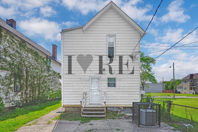 Building Photo - 76 Rodgers Ave