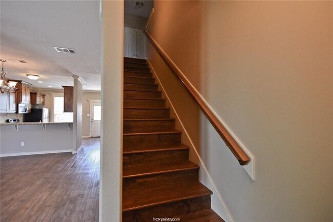 Building Photo - 6912 Appomattox Dr