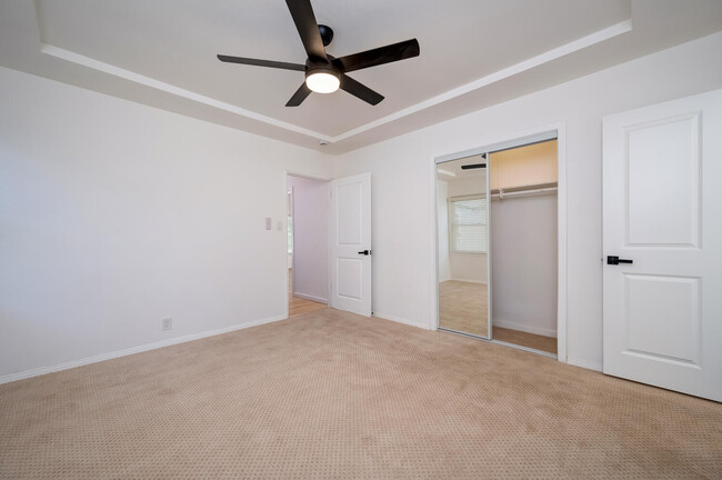 Building Photo - 8807 Cimarron St