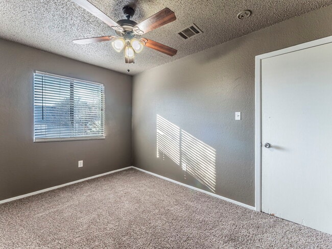 Building Photo - 13806 Letti Ln