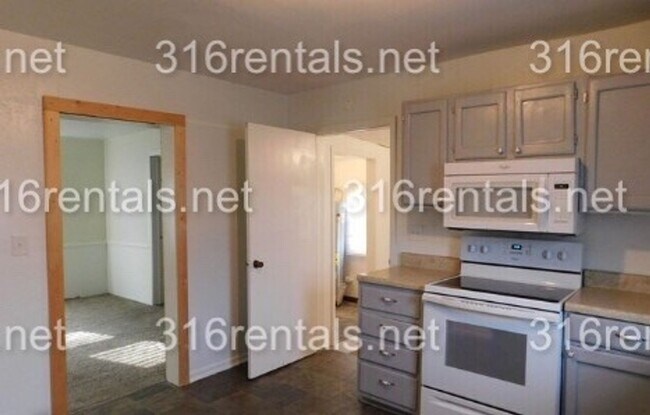 Building Photo - 621 Osage St