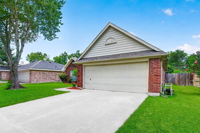 Building Photo - 16514 Camino Del Sol Dr