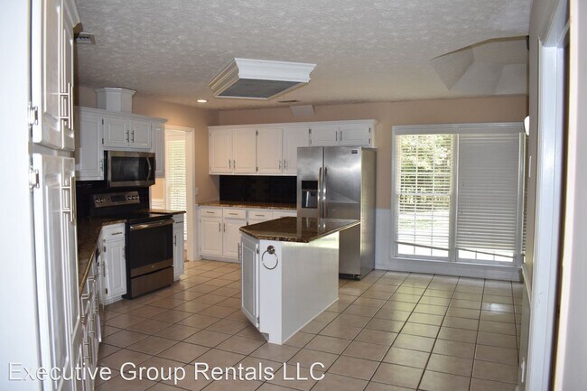 Building Photo - 4 br, 3.5 bath House - 8585 Midland Road
