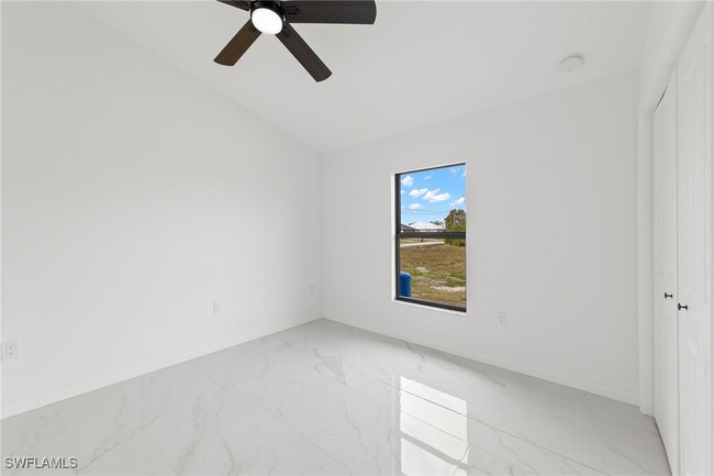 Building Photo - 2208 Nelson Rd N