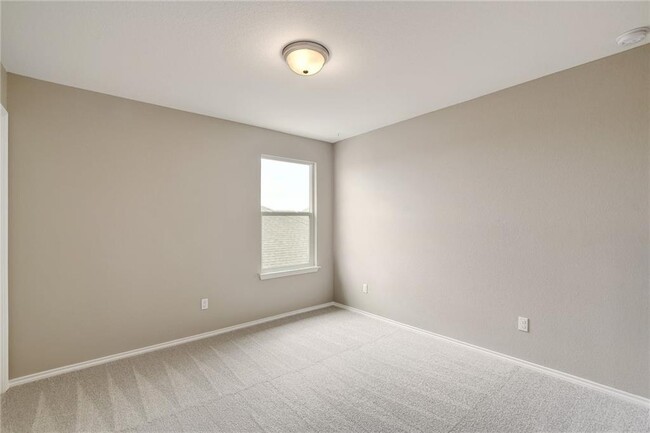 Building Photo - 311 Jarbridge Dr