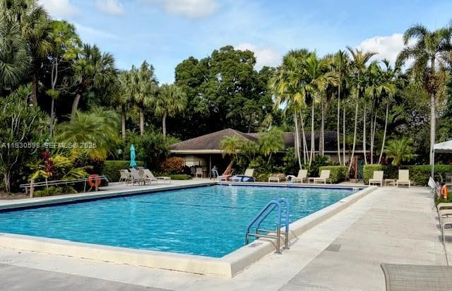 Building Photo - 806 Cypress Grove Ln