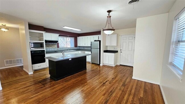 Building Photo - 4205 NW 60th St