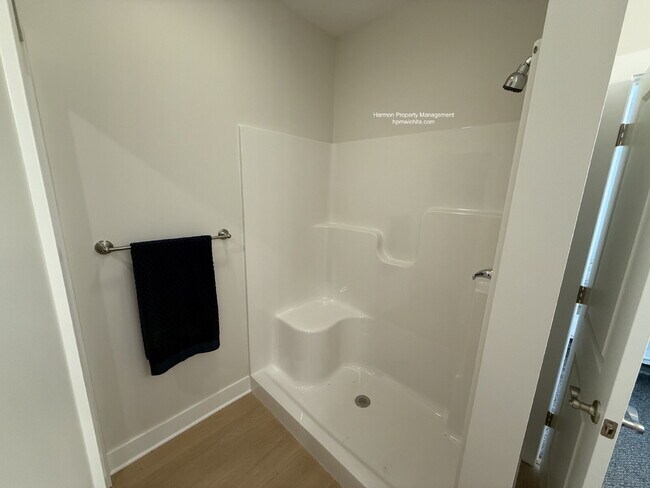 Building Photo - 2056 N Reece Ct